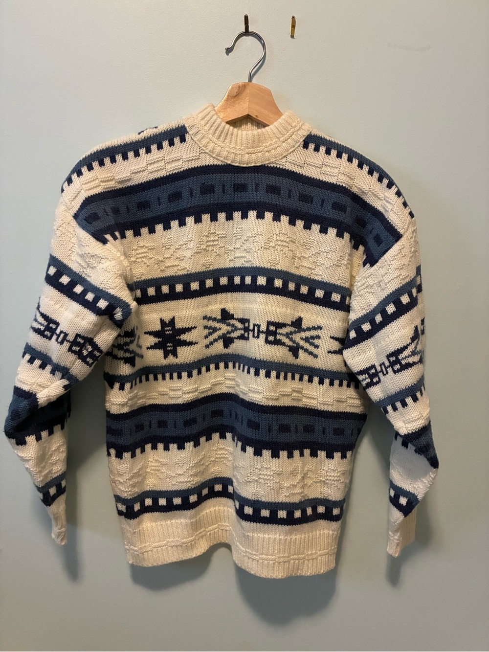 Vintage Cream & Navy Patterned Crewneck Sweater